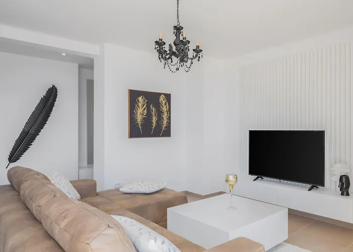 La Adriatique Penthouse Apartment Makarska